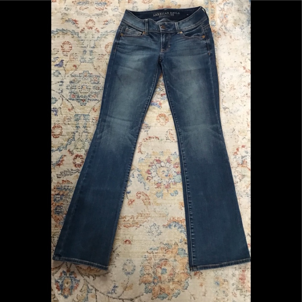AE American Eagle Outfitters Kick Boot Jean size 2